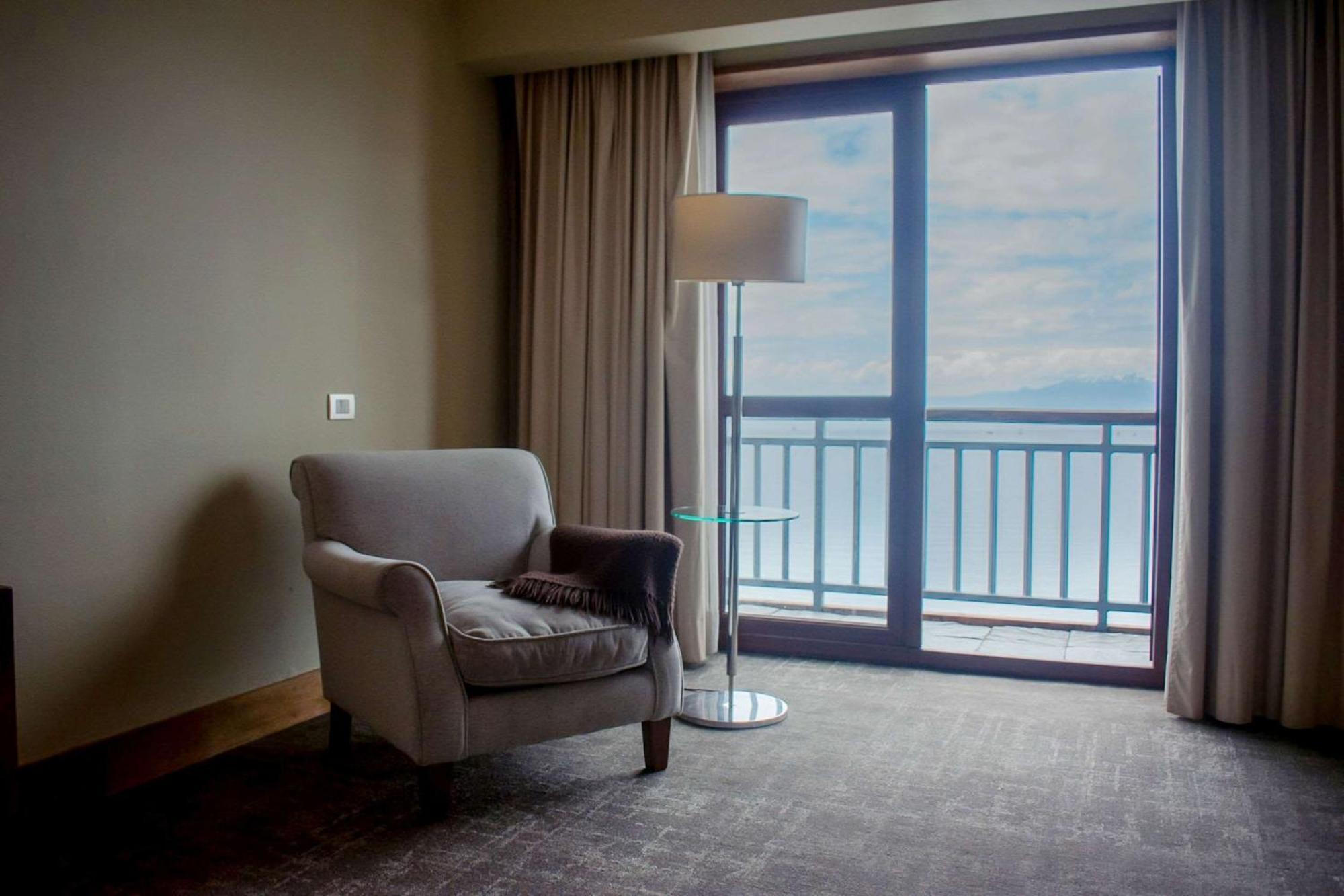 Radisson Hotel Puerto Varas Exterior photo