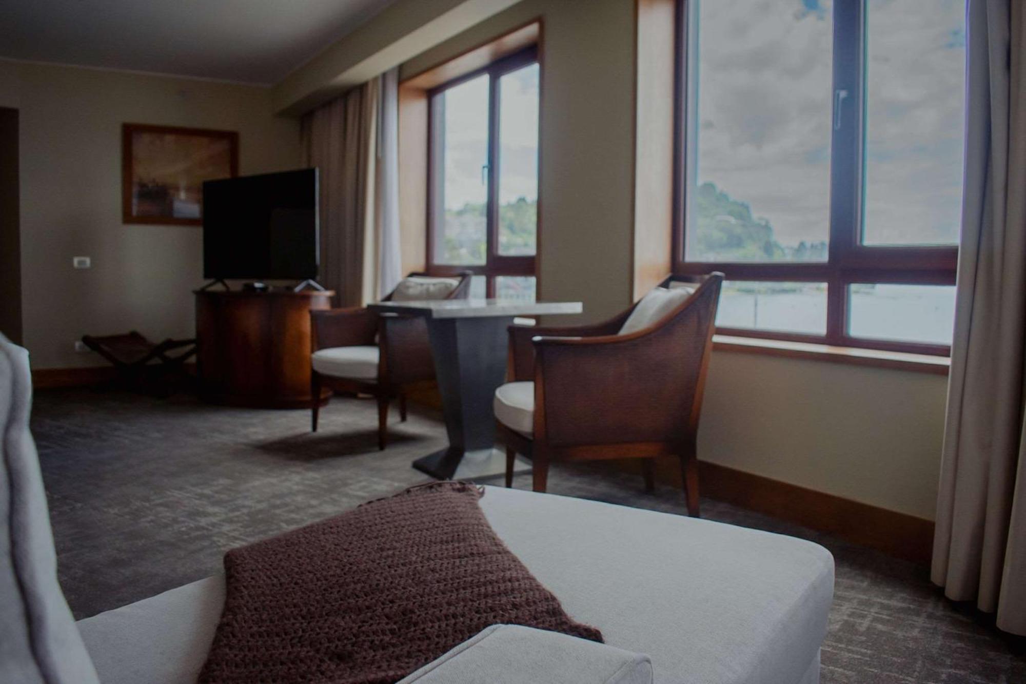 Radisson Hotel Puerto Varas Exterior photo