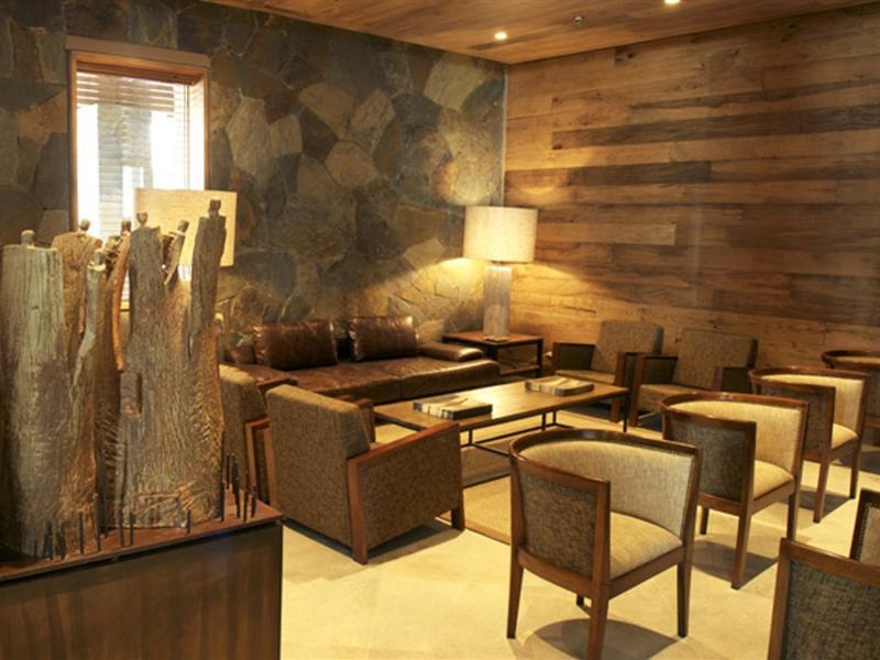 Radisson Hotel Puerto Varas Interior photo Interior of a restaurant